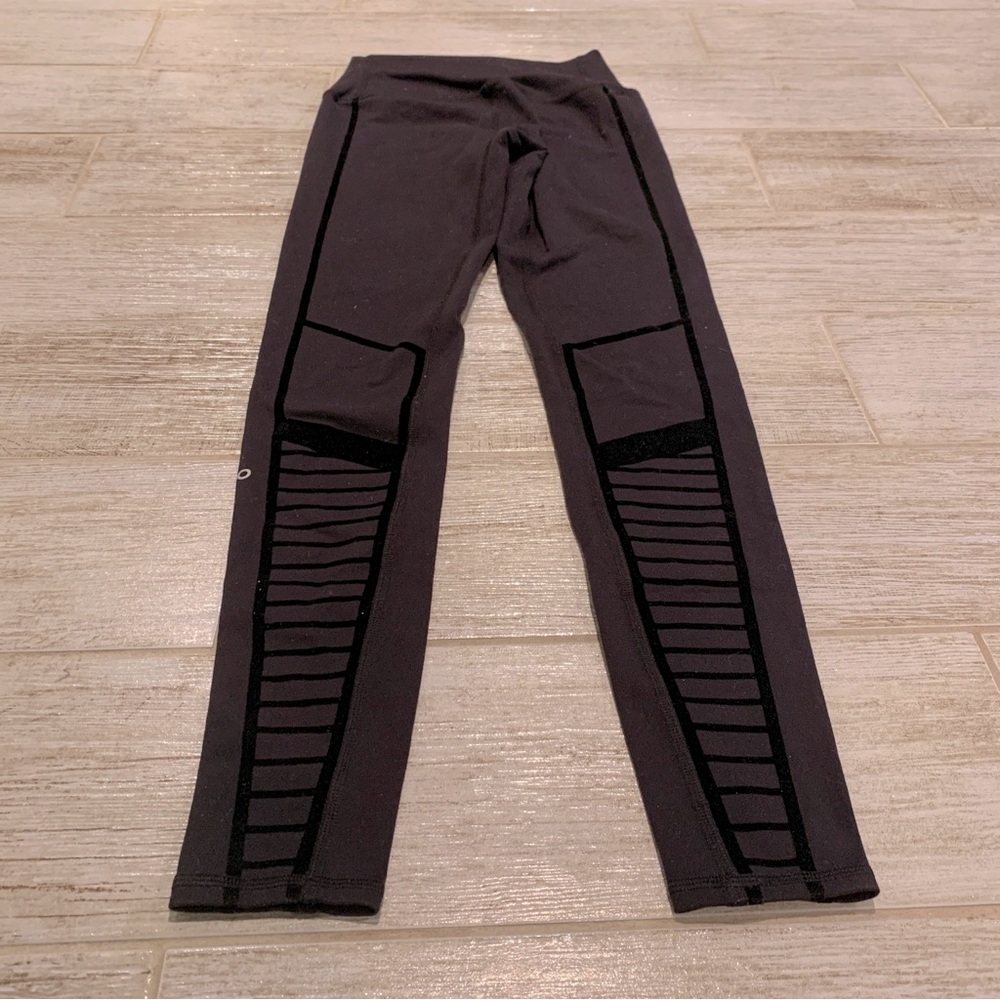 Alo Yoga Flocked High Waisted Moto Leggings Black Velvet XS Gym Workout Running